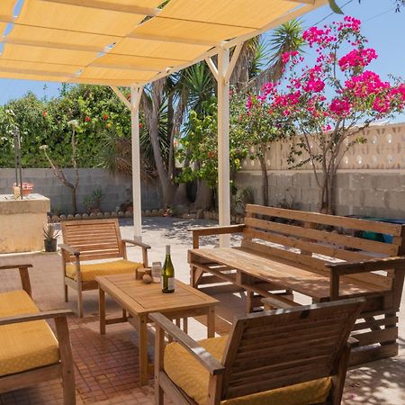 Amaris Mango Seafront Villa Гранеллі Екстер'єр фото