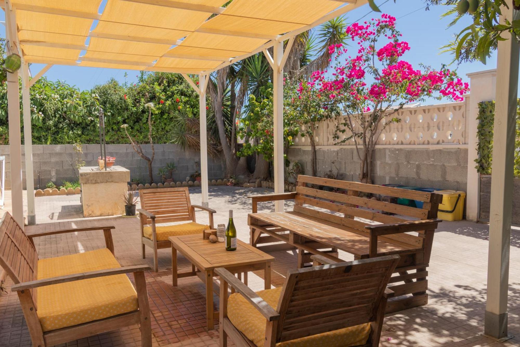 Amaris Mango Seafront Villa Гранеллі Екстер'єр фото