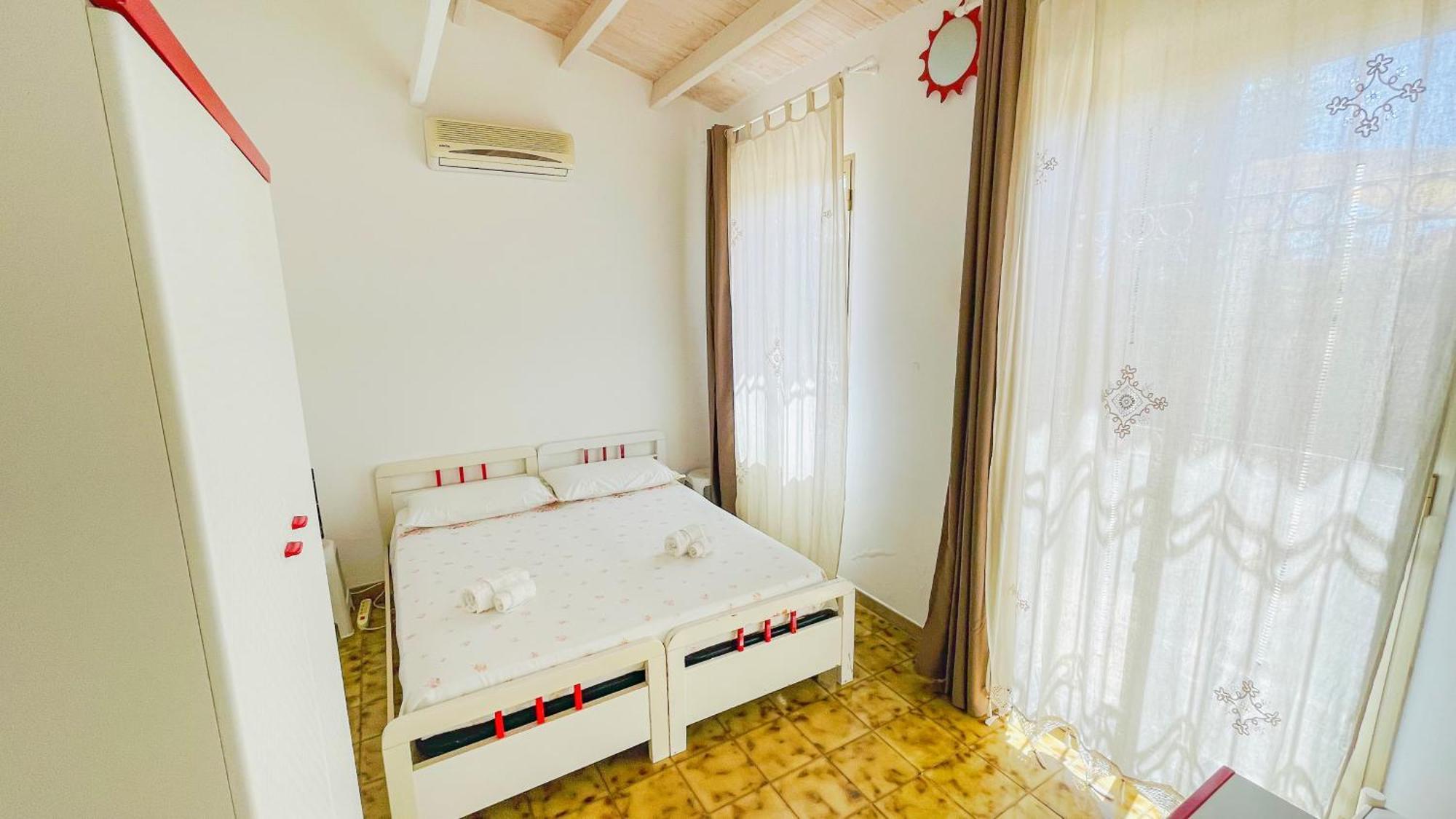 Amaris Mango Seafront Villa Гранеллі Екстер'єр фото