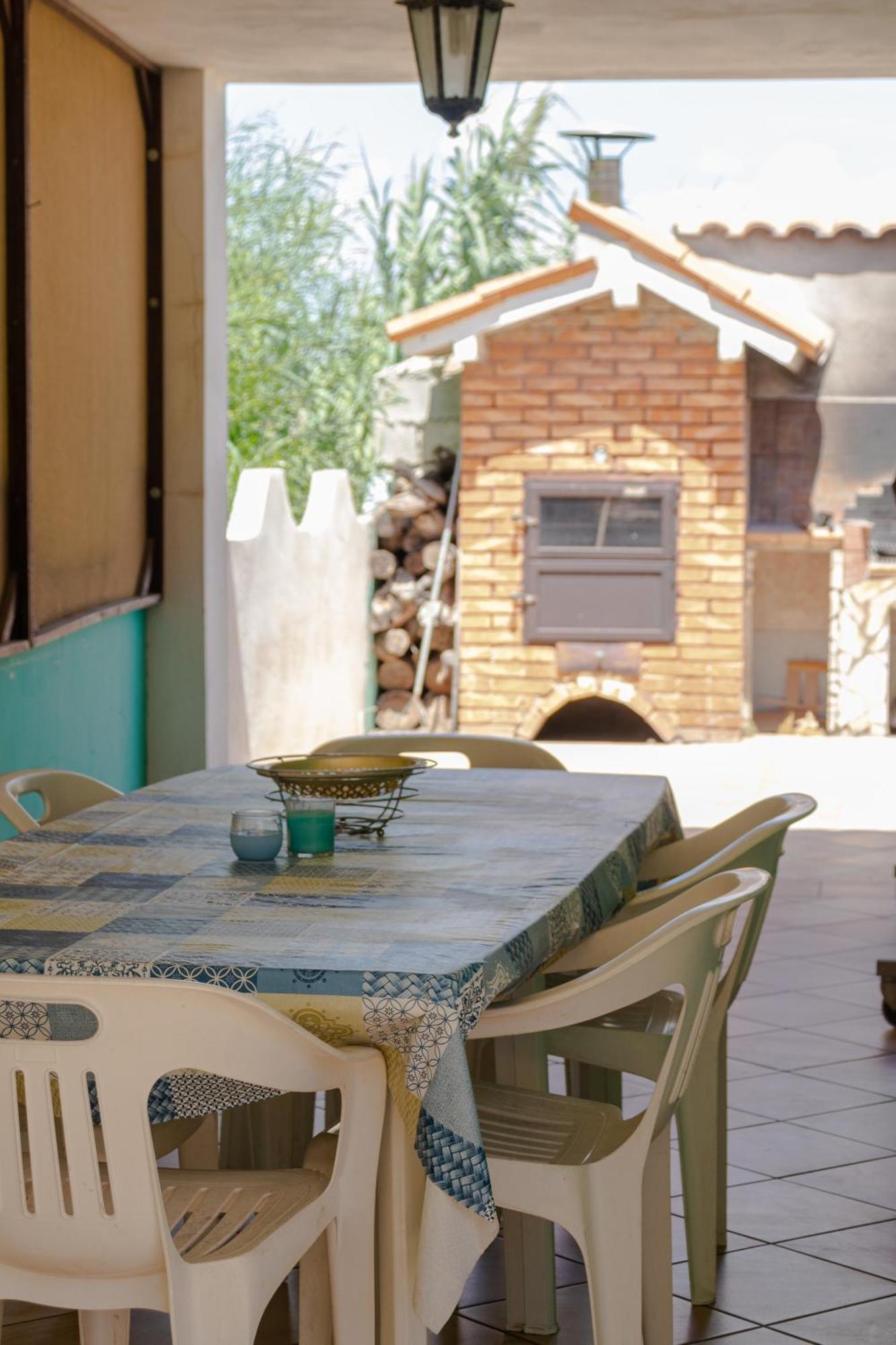 Amaris Mango Seafront Villa Гранеллі Екстер'єр фото