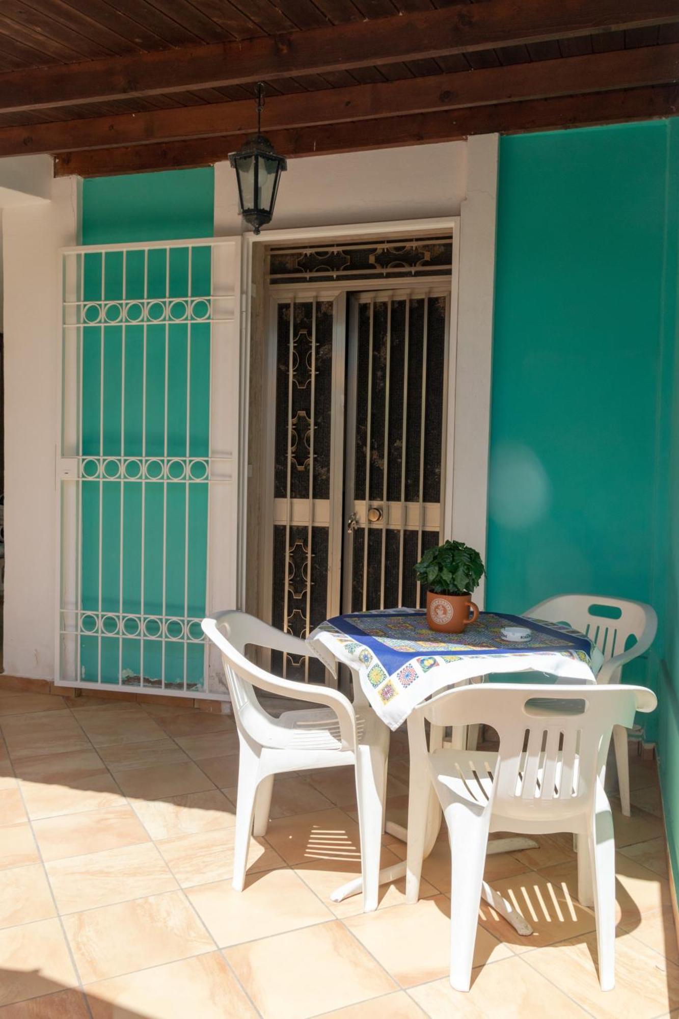 Amaris Mango Seafront Villa Гранеллі Екстер'єр фото